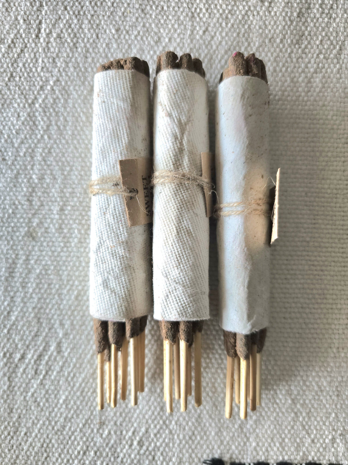 Artisanal Hand Rolled Incense - Sweet Sandalwood Tridevi