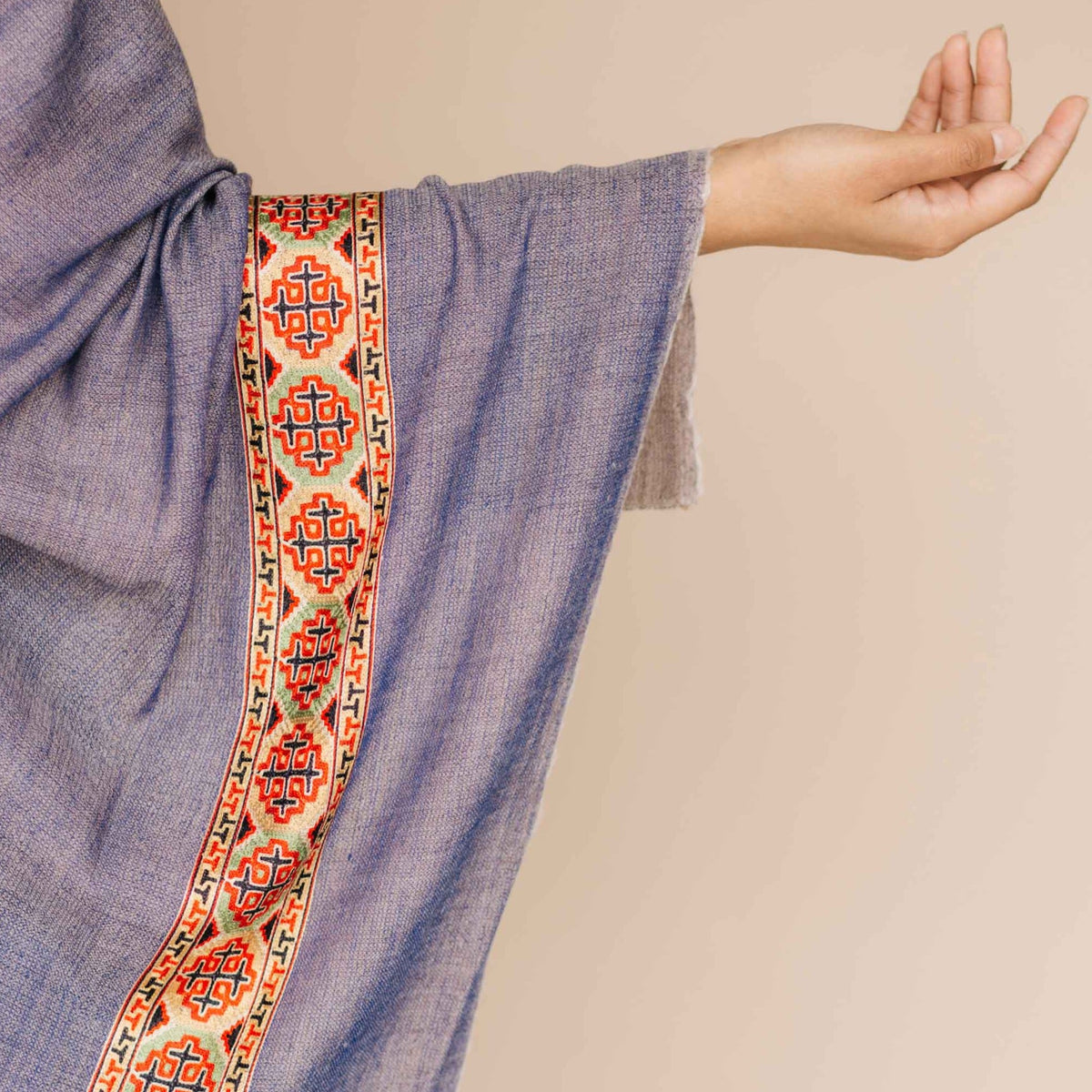 Purple pure wool shawl with bordered detail