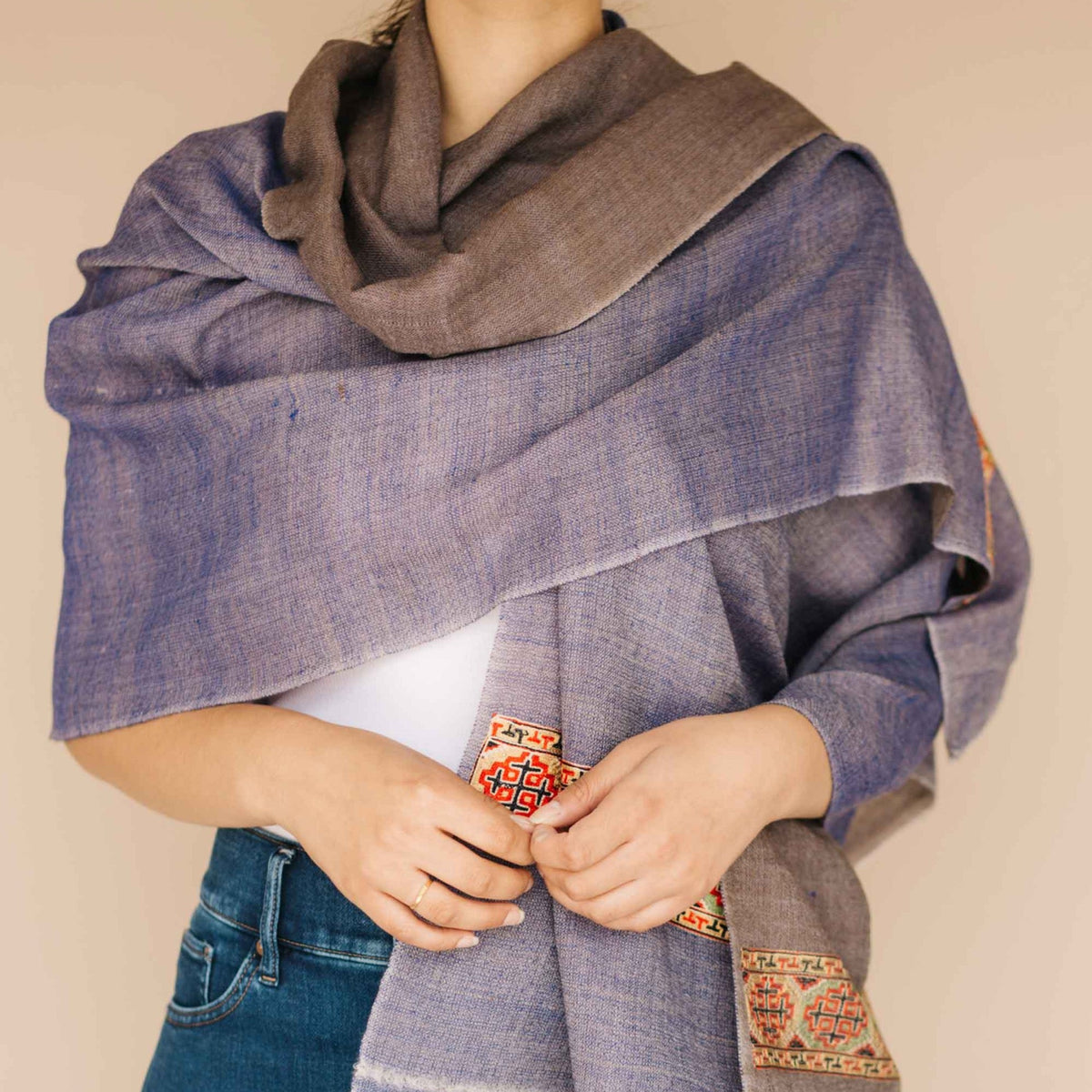 Purple pure wool shawl with bordered detail