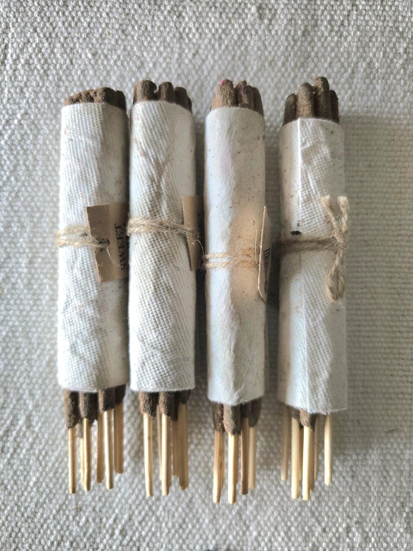 Artisanal Hand Rolled Incense - Sweet Sandalwood