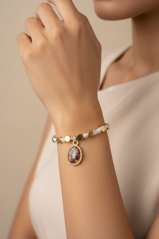 Gold Disc & Clear Glass Beaded Stretch Bracelet with Shiva/Durga Charm from India, 6.5 inch / 16.5 cm