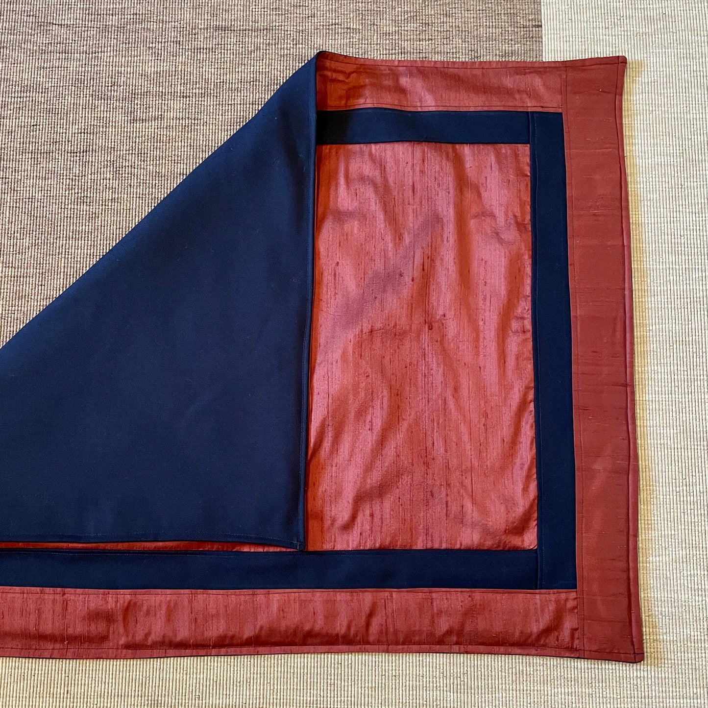 Asana Silk & Wool Meditation Mat
