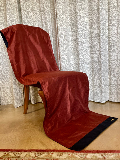 Silk & Wool Meditation Chair Blanket – Dhyanam Supreme Swan